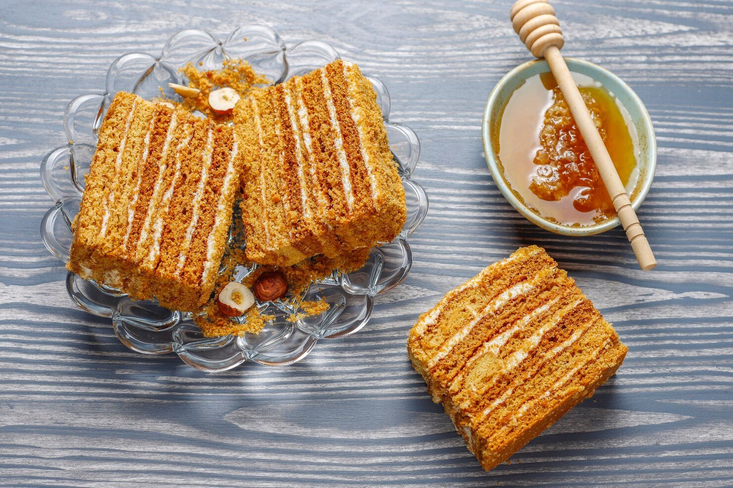 Honey Bun Cake Recipe